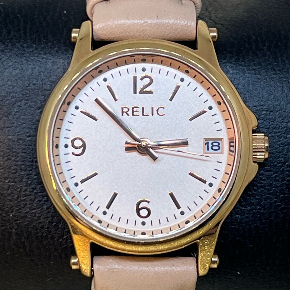 RELIC! All pink tones with genuine leather band